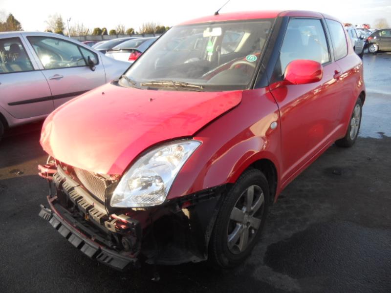 Volant SUZUKI SWIFT 3 Essence - 1