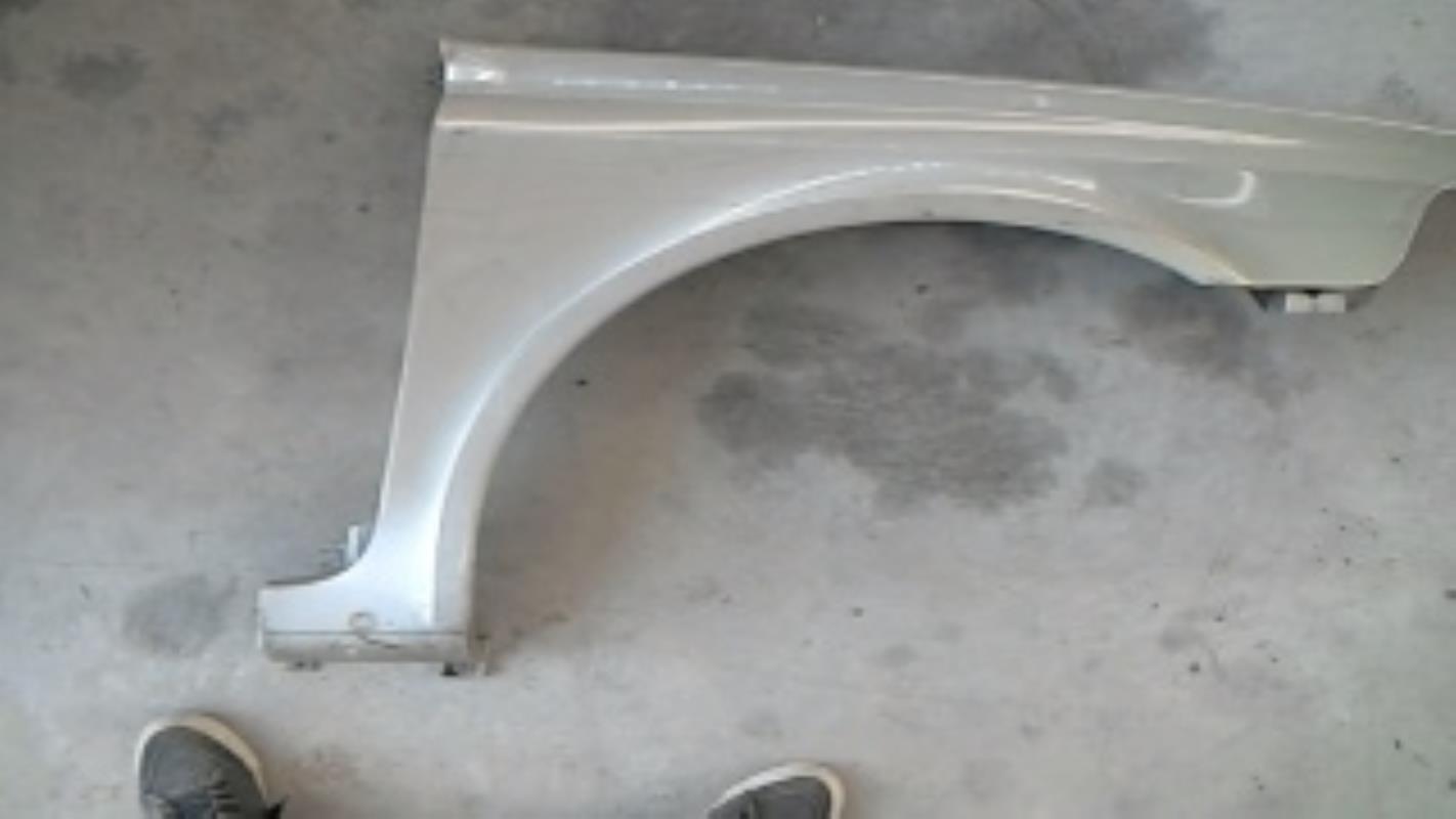 Aile avant droit RENAULT LAGUNA 2 PHASE 1  - 1