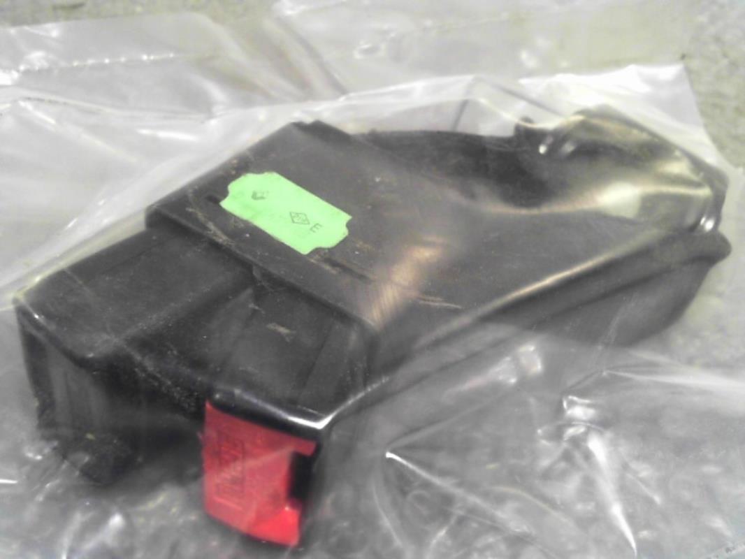 Aggancio cintura sicurezza posteriore destro RENAULT MEGANE 1 PHASE 2 Gasolina - 1