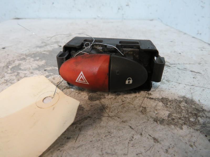 Bouton de warning RENAULT TWINGO 2 PHASE 1 Diesel - 1