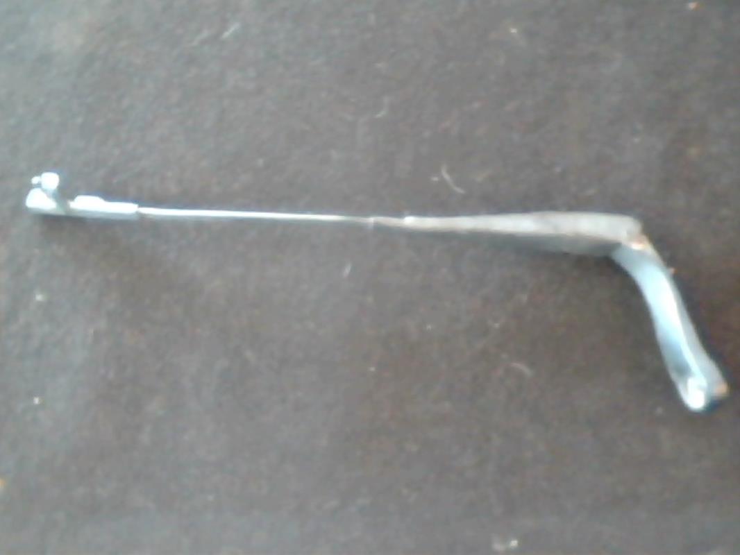 Braccio tergicristallo anteriore destro ALFA ROMEO 159 BREAK Diésel - 1