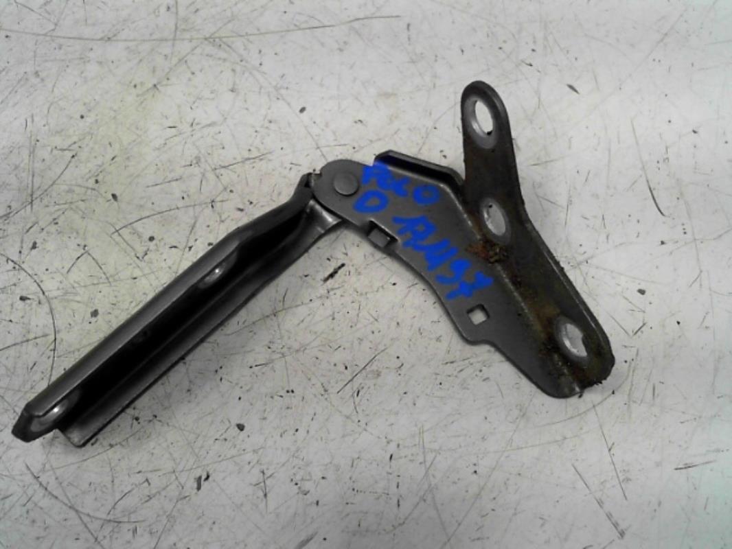 Charniere de capot VOLKSWAGEN POLO 4 PHASE 1 Essence - 1