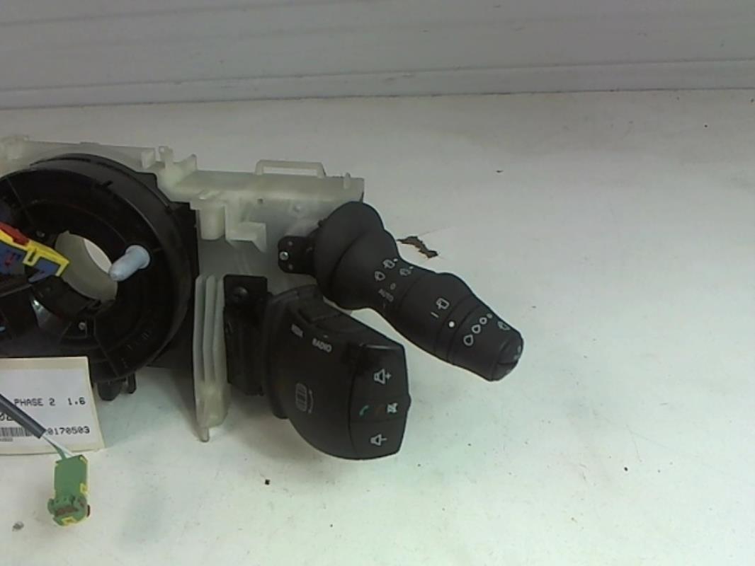 Image Com (Bloc Contacteur Tournant+Commodo Essuie Glace+Commodo Phare) - RENAULT MEGANE 3