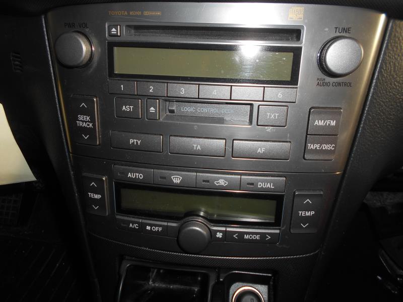 Commande chauffage TOYOTA AVENSIS 2 PHASE 1 BREAK Diesel - 1
