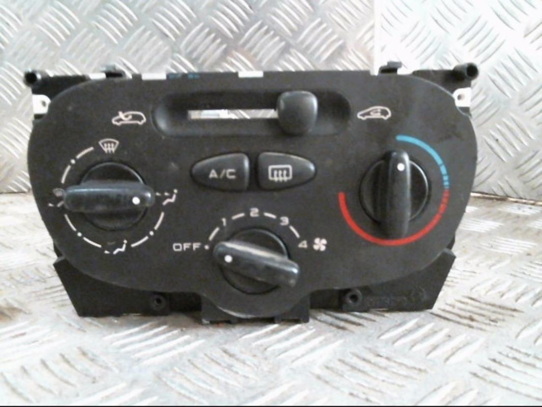 Commande chauffage PEUGEOT 206 PHASE 1 Essence - 1