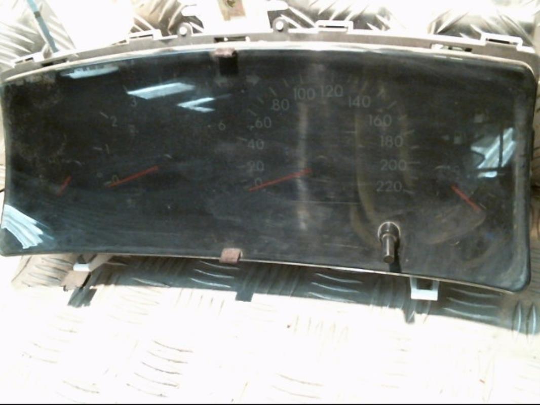 Compteur TOYOTA COROLLA 10 PHASE 1 Diesel - 1