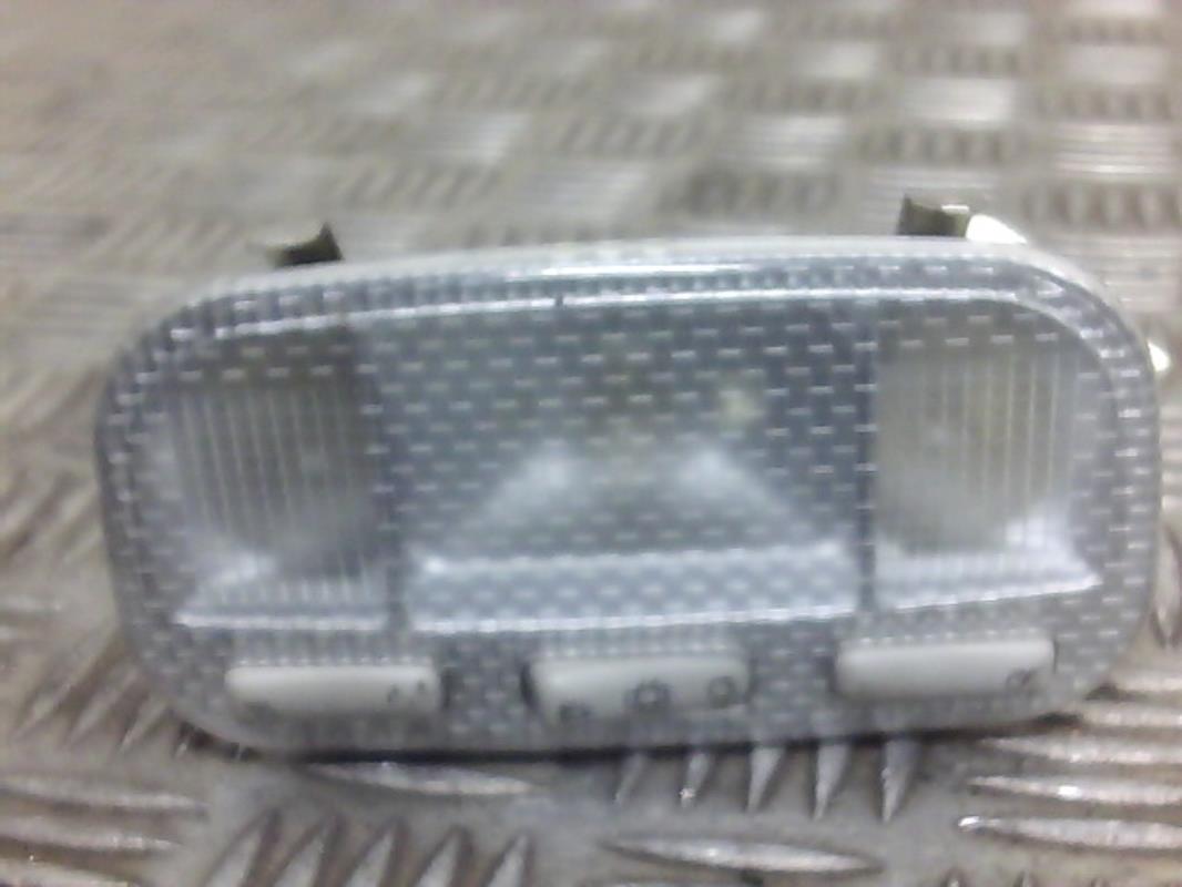 Luce di cortesia PEUGEOT 308 1 PHASE 1 Diésel - 1