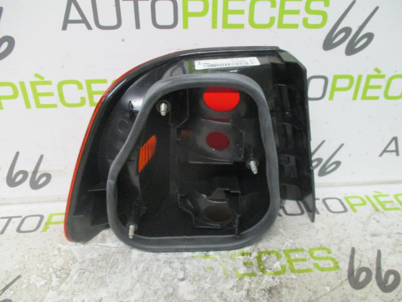 Fanale posteriore principale destro (luci) VOLKSWAGEN POLO 3 CLASSIC/FLIGHT Diésel - 1