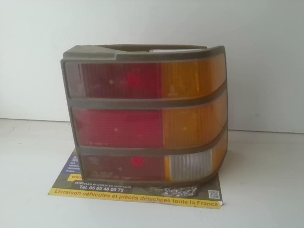 Fanale posteriore principale destro (luci) FORD SCORPIO 1 PHASE 1 Diésel - 1