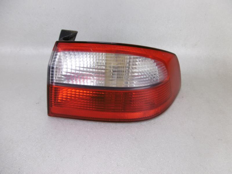 Fanale posteriore principale destro (luci) RENAULT LAGUNA 2 PHASE 1  - 1