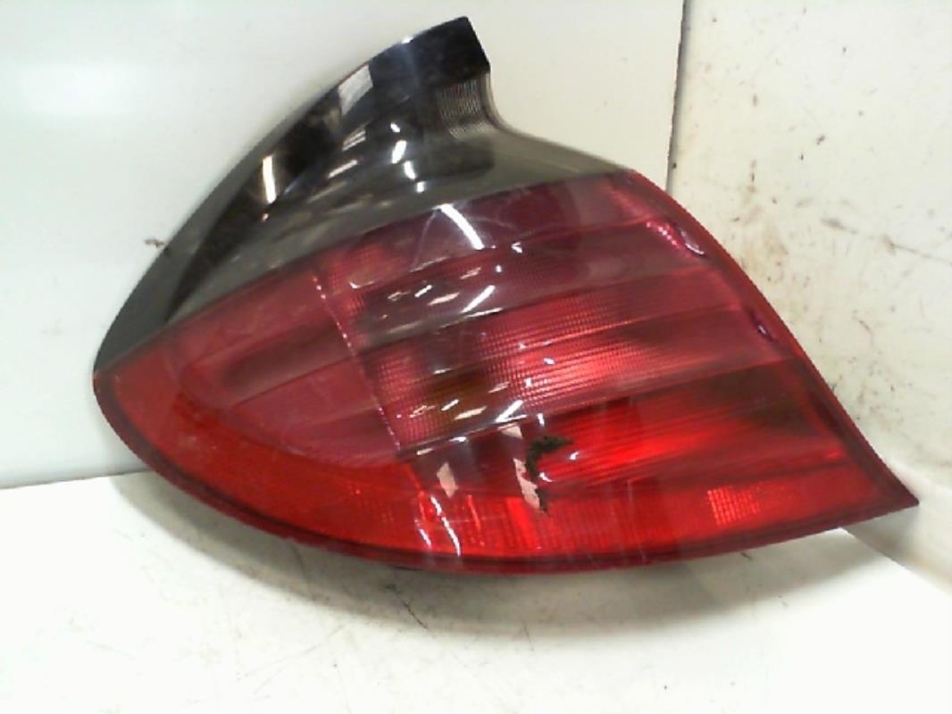 Fanale posteriore principale sinistro (luci) MERCEDES CLASSE C 203 COUPE SPORT PHASE 1 Diésel - 1