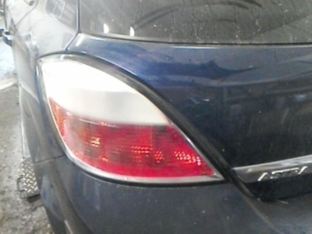 Fanale posteriore principale sinistro (luci) OPEL ASTRA H PHASE 1 Gasolina - 1