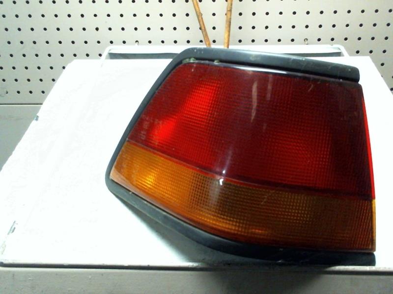 Feu arriere principal gauche (feux) DAEWOO ESPERO Essence - 1