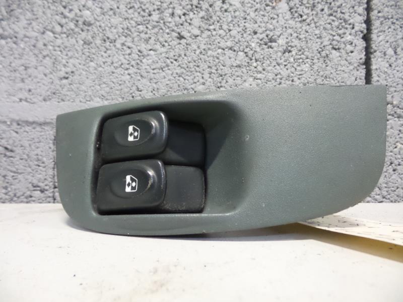 Interrupteur de leve vitre RENAULT MEGANE 1 PHASE 1 Essence - 1