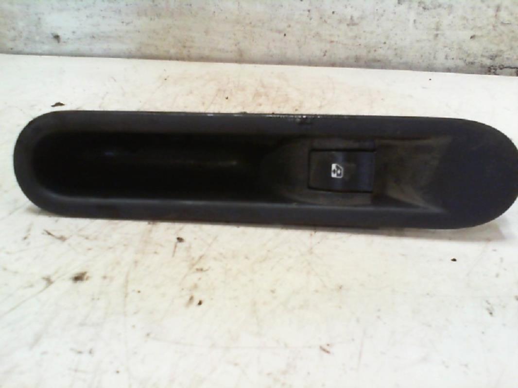 Interruttore lavacristalli posteriore destro RENAULT GRAND ESPACE 4 PHASE 1 Diésel - 1