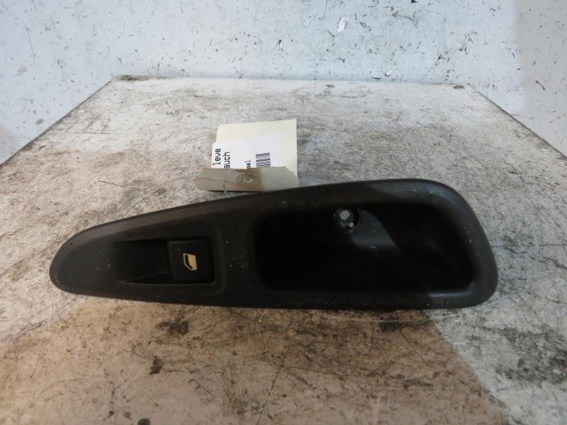 Interruttore lavacristalli posteriore sinistro PEUGEOT 308 1 SW PHASE 1 BREAK Diésel - 1