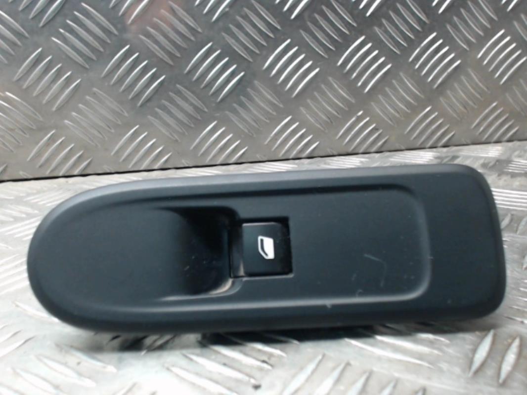 Interruttore lavacristalli anteriore destro CITROEN C3 2 PHASE 1 Diésel - 1
