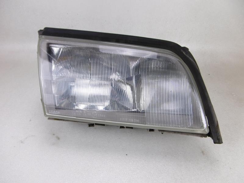 Gruppo ottico anteriore principale destro (luci)(faro) MERCEDES CLASSE C 202  - 1
