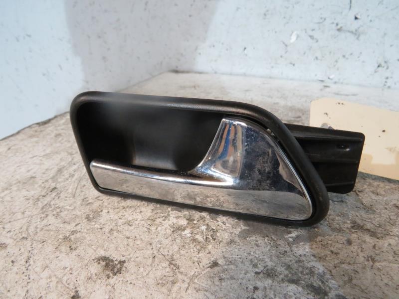 Maniglia interna posteriore destra VOLKSWAGEN TOURAN 1 PHASE 1 Diésel - 1