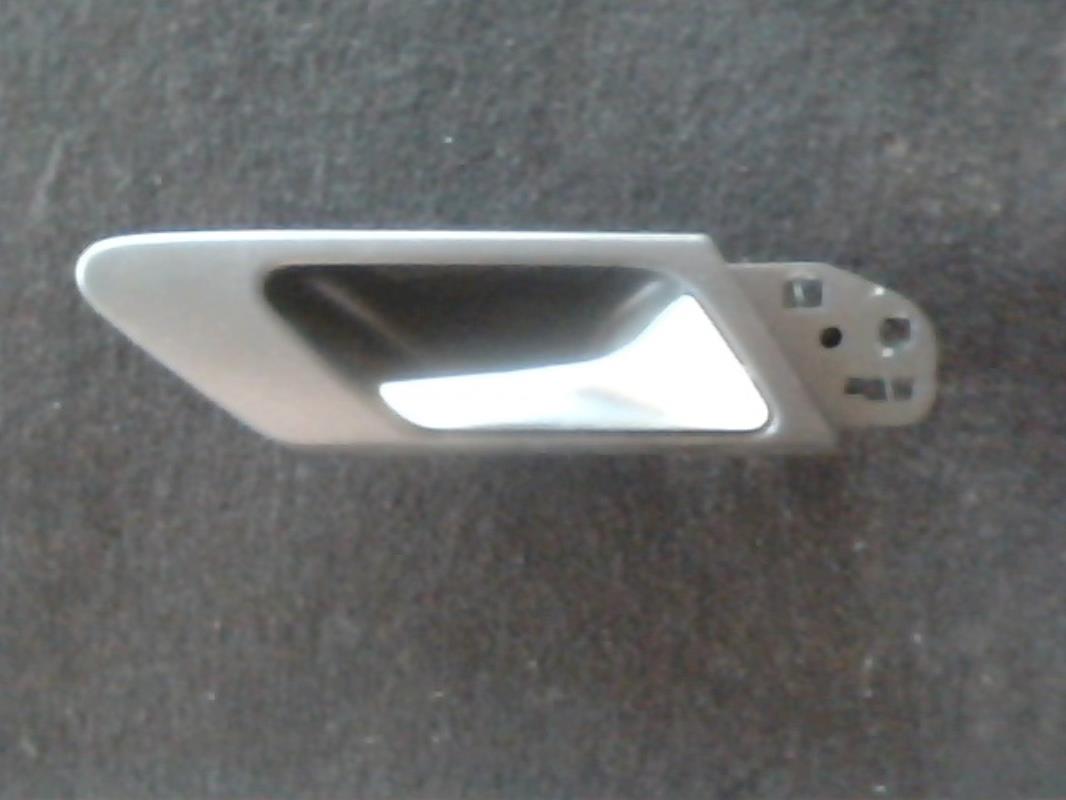 Maniglia interna posteriore destra VOLKSWAGEN GOLF 6 Diésel - 1