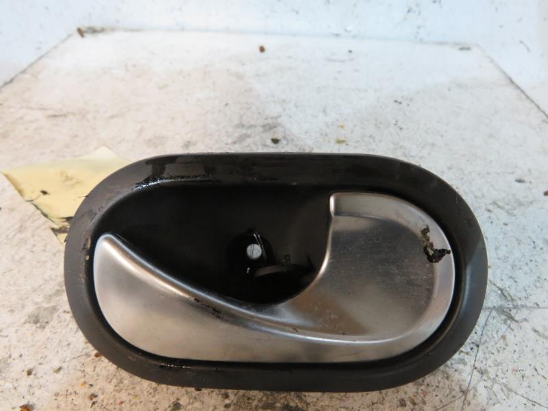 Maniglia interna posteriore destra RENAULT SCENIC 2 PHASE 1 Diésel - 1