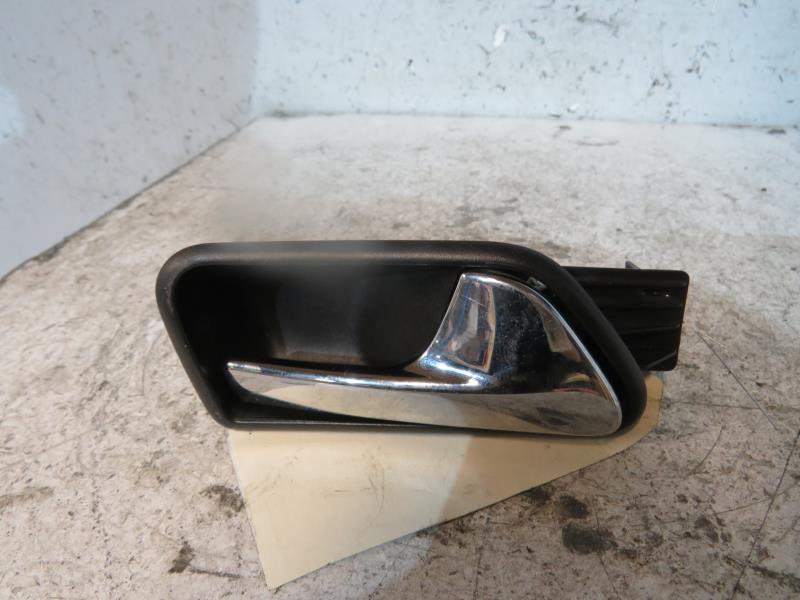 Maniglia interna anteriore destra VOLKSWAGEN TOURAN 1 PHASE 1 Diésel - 1