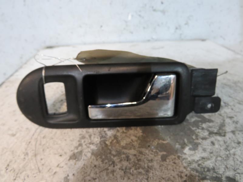 Maniglia interna anteriore destra VOLKSWAGEN GOLF 4 Diésel - 1