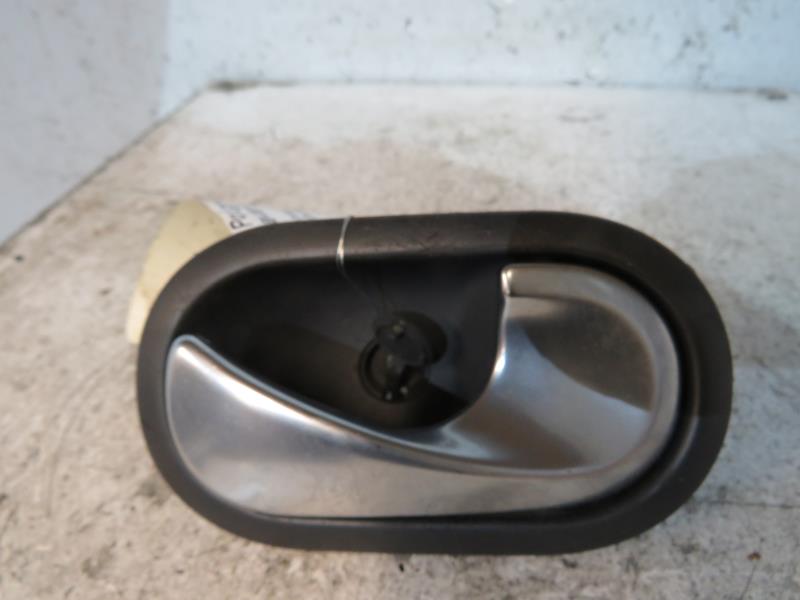 Maniglia interna anteriore destra RENAULT SCENIC 2 PHASE 1 Diésel - 1