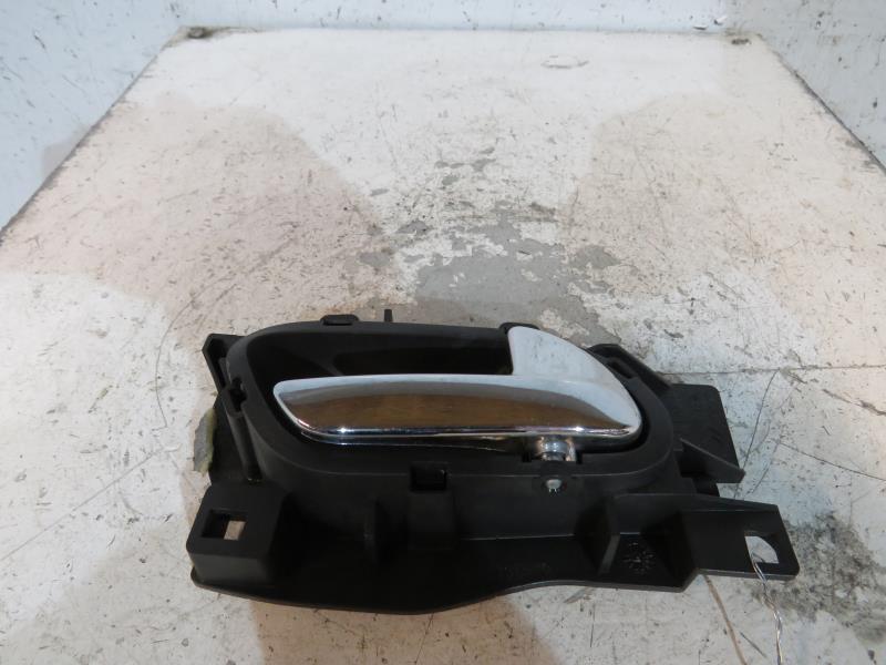 Maniglia interna anteriore destra PEUGEOT 407 PHASE 1 Diésel - 1