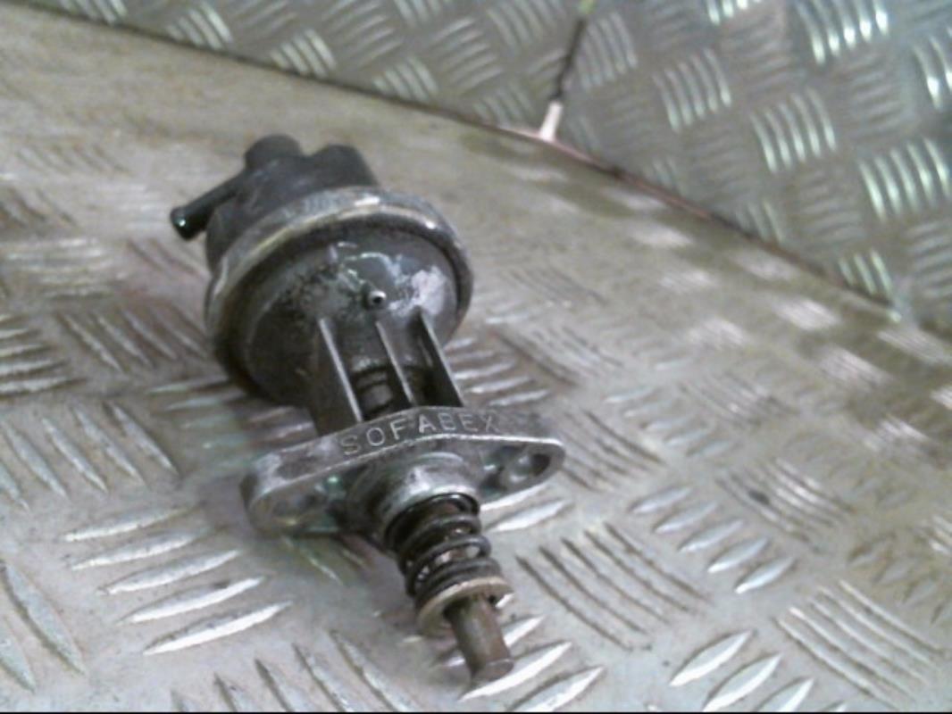 Pompe à carburant RENAULT R19 Essence - 1