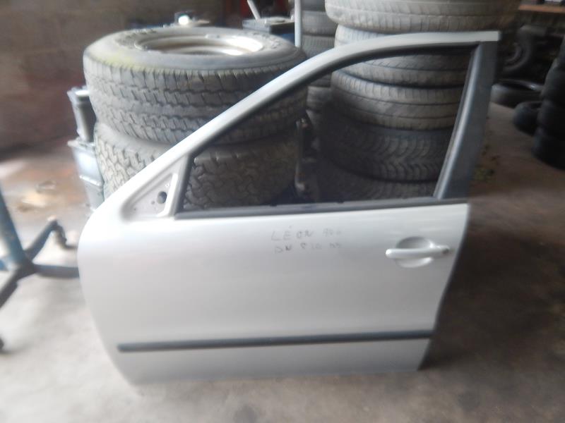 Porte avant gauche SEAT LEON 1 Essence - 1