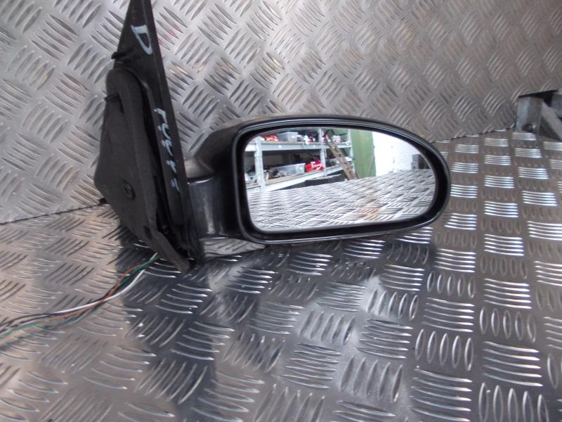 Retrovisor derecho FORD FOCUS 1 BREAK Gasolina - 1
