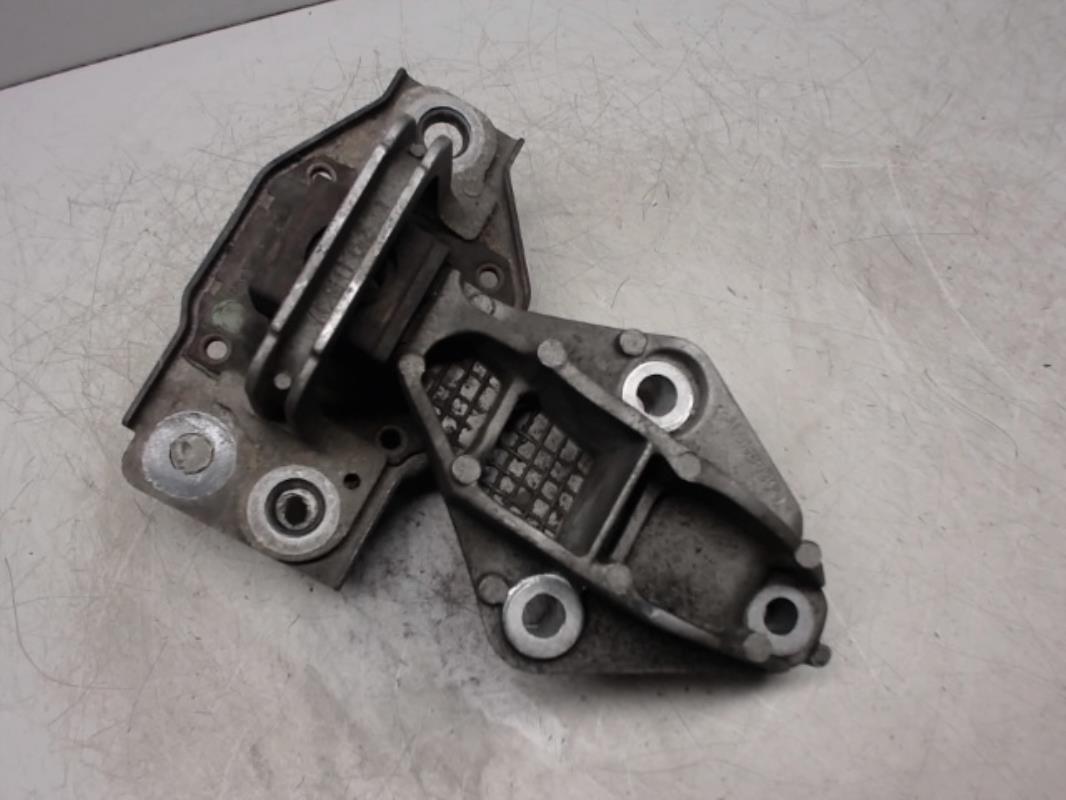 Support moteur droit RENAULT MEGANE 2 PHASE 2 Diesel - 1