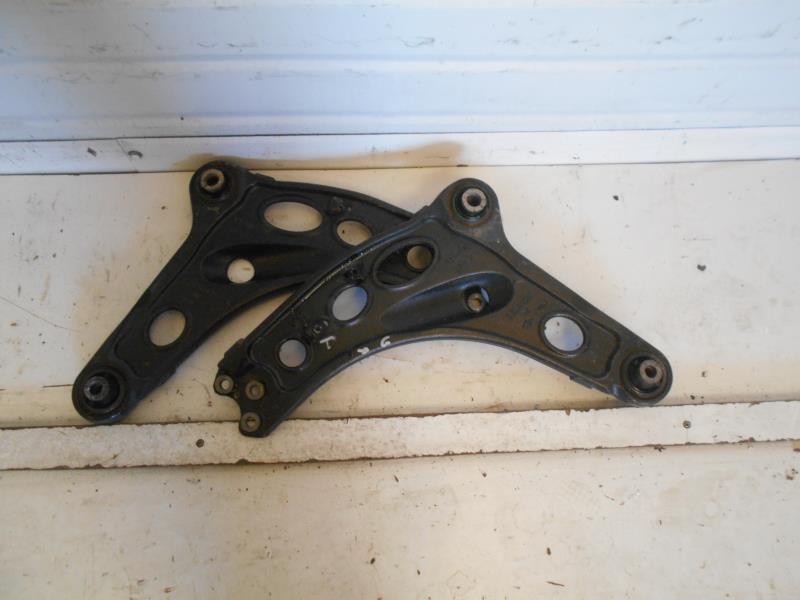 Triangle avant droit RENAULT TRAFIC 2 PHASE 2 Diesel - 1