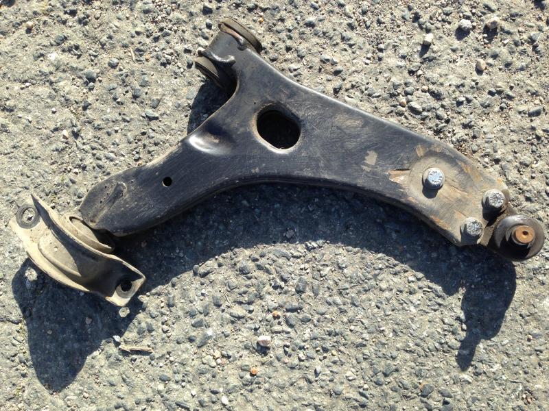 Triangle avant droit FORD FOCUS 1 Essence - 1