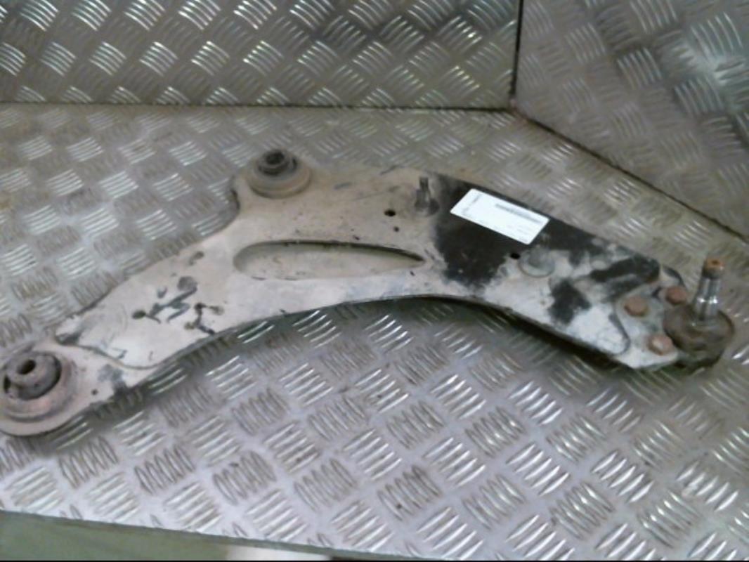 Triangle avant droit RENAULT TRAFIC 2 PHASE 1 Diesel - 1