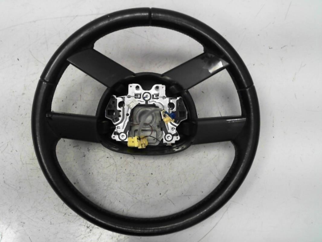 Volant VOLKSWAGEN POLO 4 PHASE 1 Essence - 1