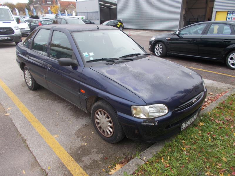 Demarreur FORD ESCORT 6 Essence - 1