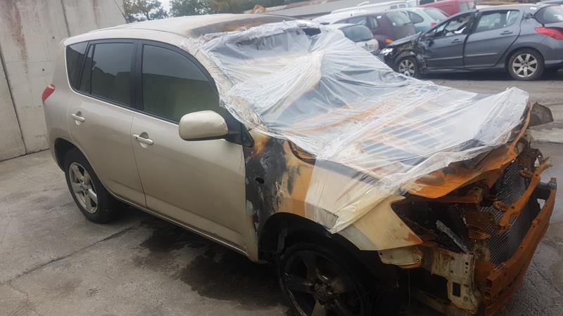 Image Feu arriere principal droit (feux) - TOYOTA RAV4 3