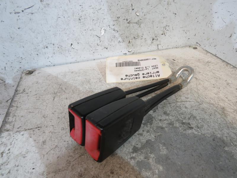 Aggancio cintura sicurezza posteriore sinistro SEAT LEON 1 Diésel - 1