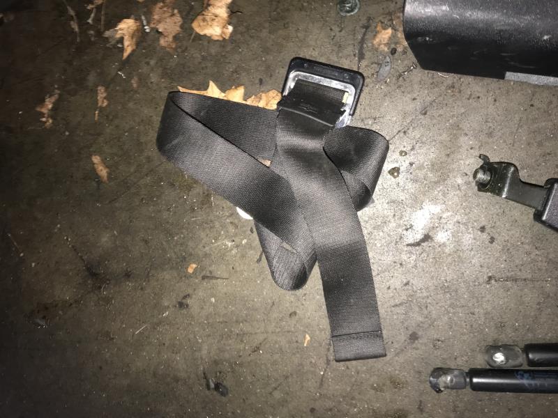 Aggancio cintura sicurezza posteriore centrale BMW SERIE 3 E36 COUPE  - 1