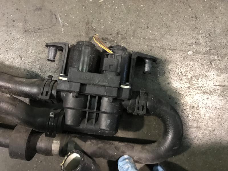 Robinet de chauffage BMW SERIE 5 (E60) PHASE 1  - 1