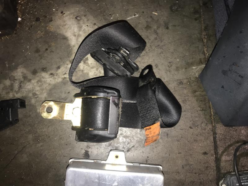 Ceinture avant droit BMW SERIE 5 E28  - 1