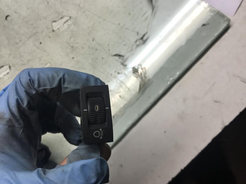 Bouton/Interrupteur BMW SERIE 7 E38  - 1