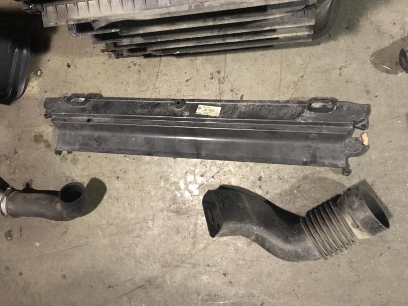Support radiateur BMW SERIE 5 (E60) PHASE 1  - 1