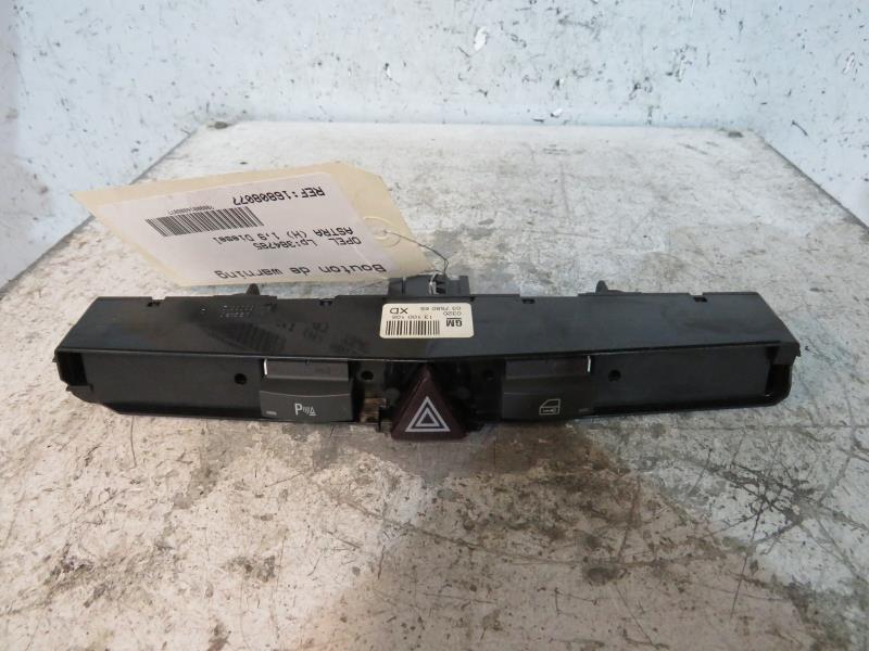 Bouton de warning OPEL ASTRA H PHASE 1 Diesel - 1