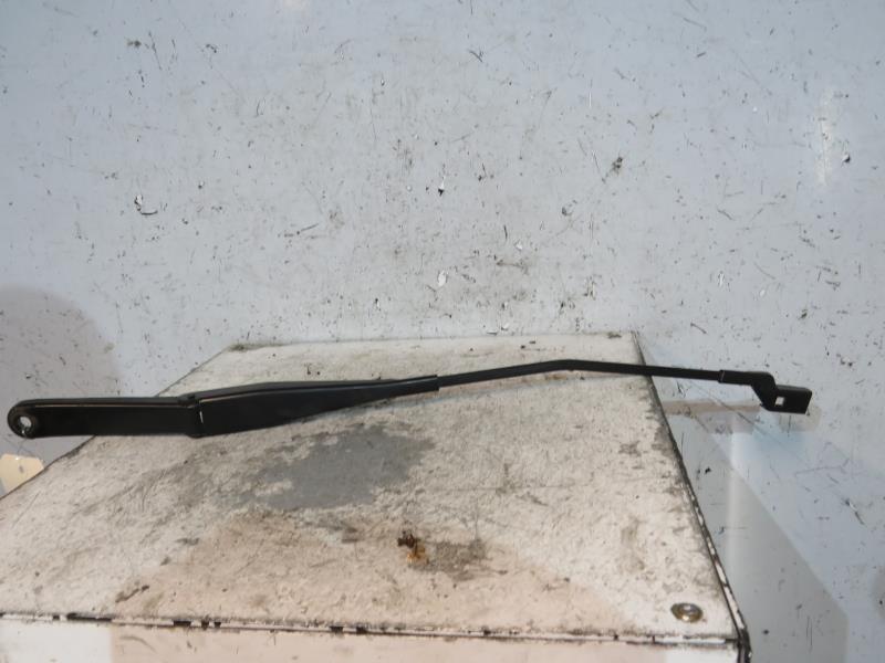 Braccio tergicristallo anteriore destro FORD FIESTA 6 PHASE 1 Diésel - 1