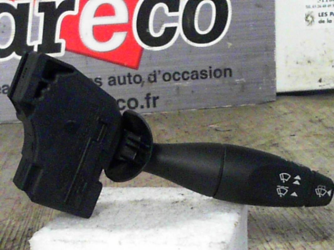 Commodo d'essuie glaces FORD FOCUS 1 Diesel - 1