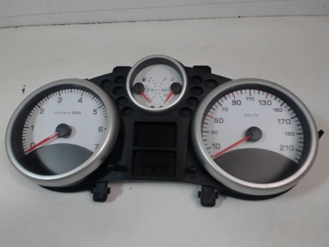 Tachimetro PEUGEOT 206+ Gasolina - 1