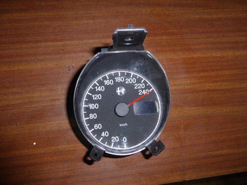 Compteur ALFA ROMEO 156 PHASE 3 Essence - 1